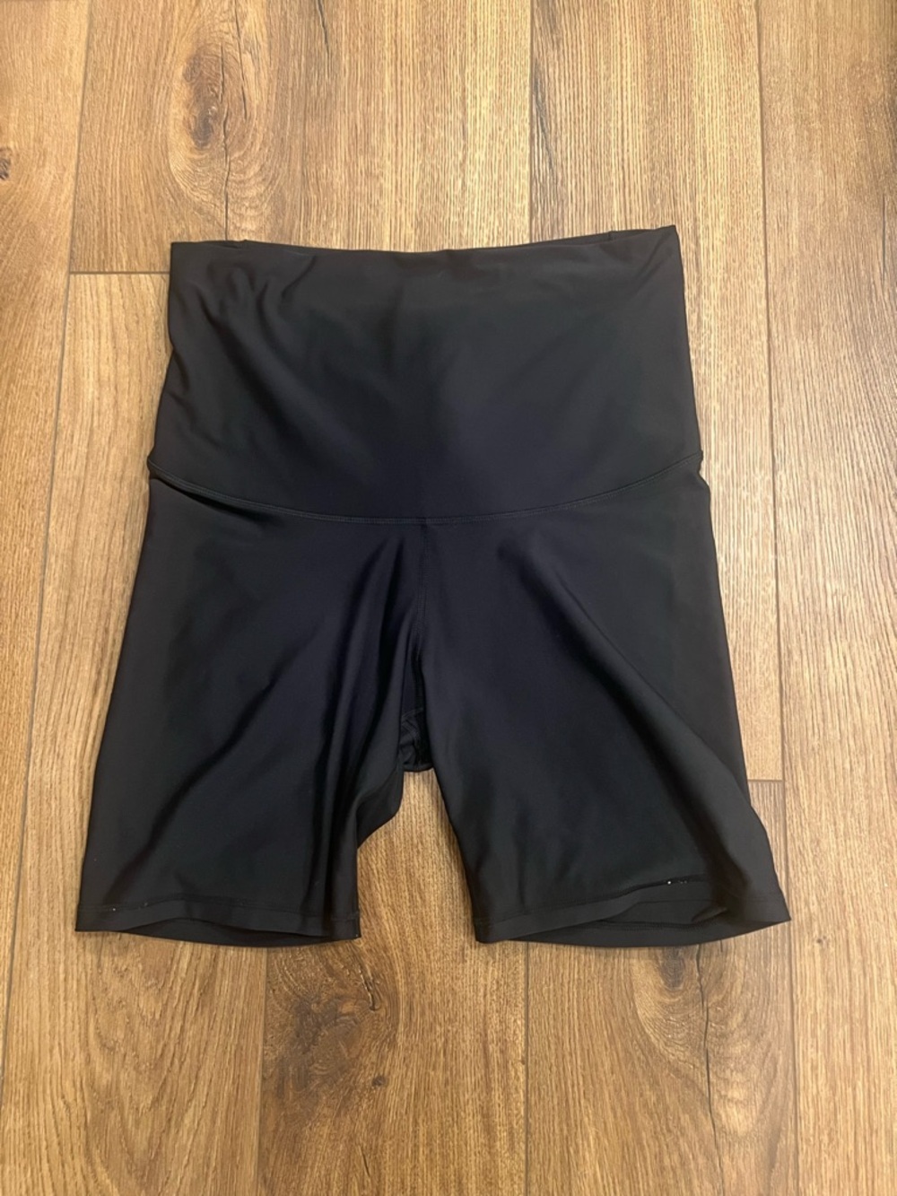Old Navy Maternity PowerSoft Extra High-Rise Bike Shorts